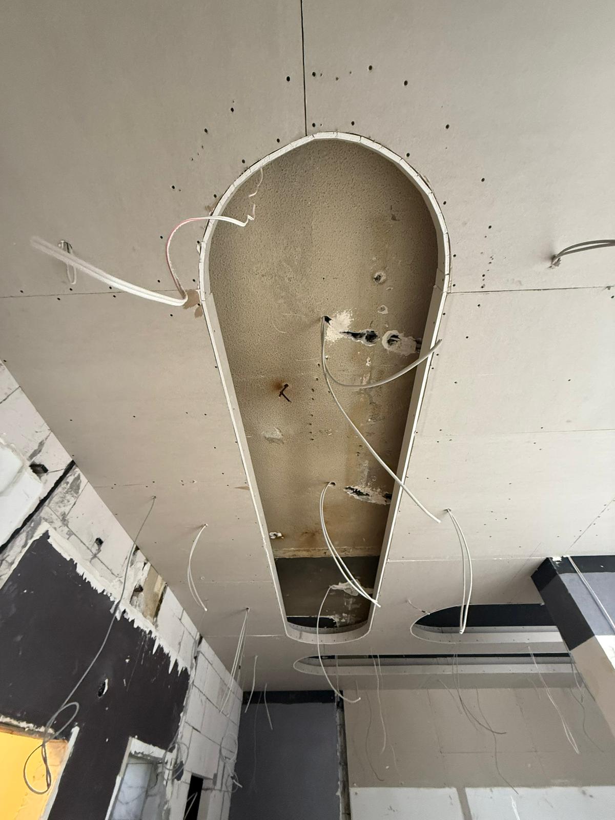 Ankara modern koridor gergi tavanı